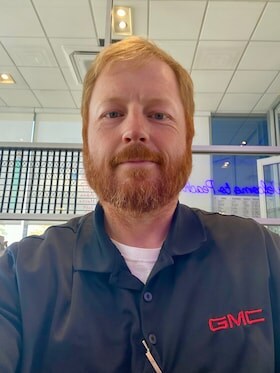 Staff member JOHN COMMANDER from ID_4ca2e0