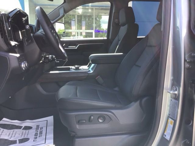 2026 GMC Sierra 2500HD SLT - Photo 9