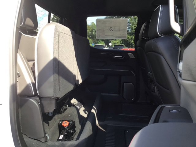 2026 GMC Sierra 1500 AT4X - Photo 23