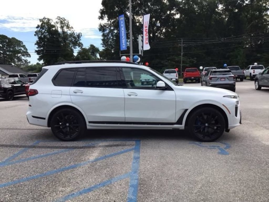 Used 2023 BMW X7 xDrive40i SUV