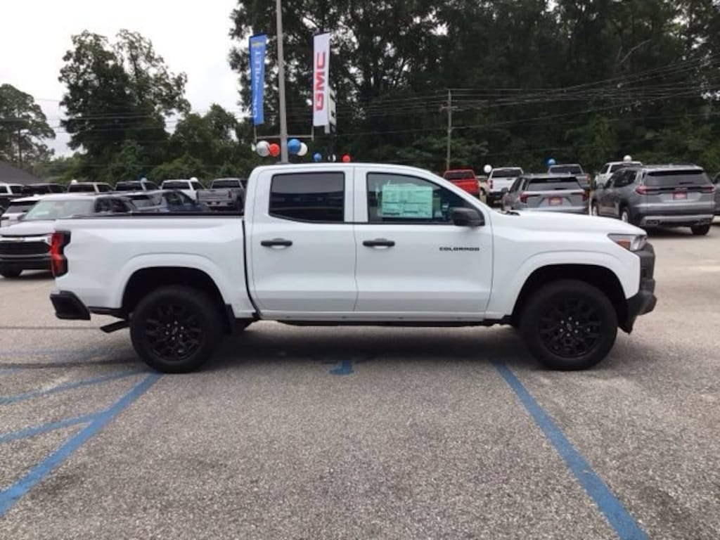 New 2026 Chevrolet Colorado WT Truck