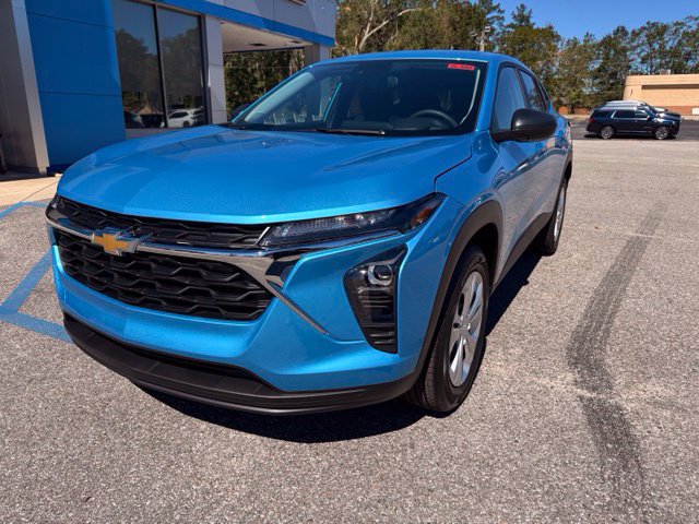 2026 Chevrolet Trax LS SUV