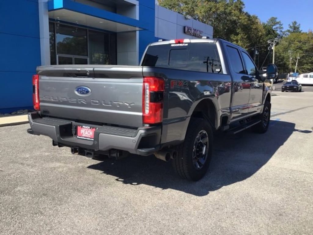 Used 2024 Ford Super Duty F-350 SRW XL Truck Crew Cab