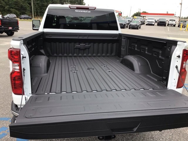 2026 Chevrolet Silverado 2500HD LT photo 4