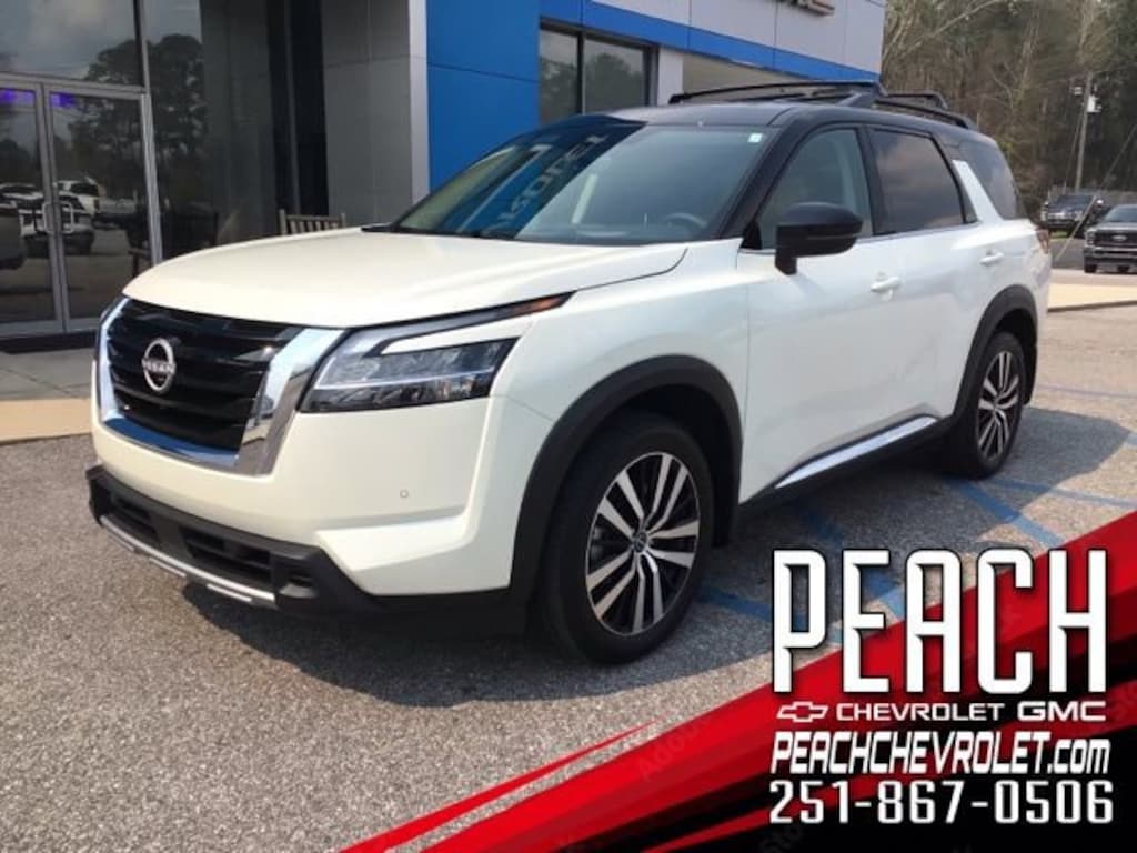 Used 2024 Nissan Pathfinder Platinum SUV