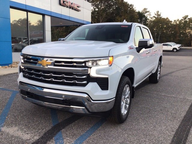 2026 Chevrolet Silverado 1500 LTZ photo 2