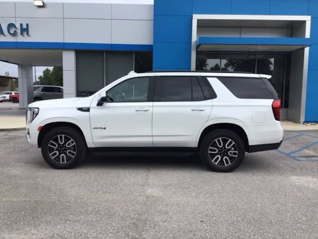 Used 2023 GMC Yukon AT4 SUV