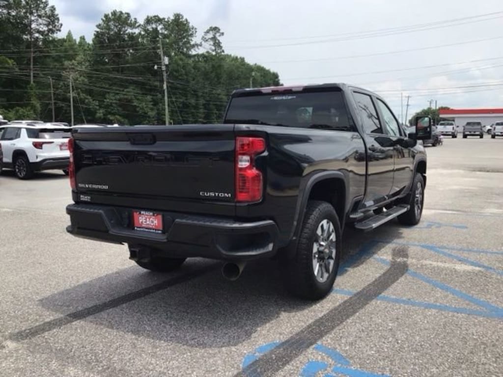 Used 2024 Chevrolet Silverado 2500 HD Custom Truck Crew Cab