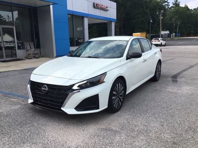 2025 Nissan Altima