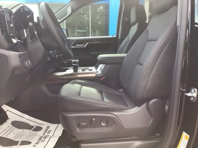 2026 Chevrolet Silverado 1500 LT Trail Boss - Photo 10