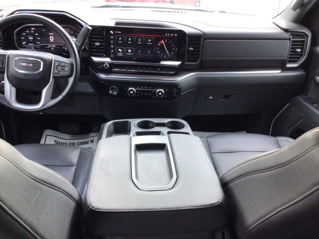 2024 GMC Sierra 1500 SLT - Photo 20