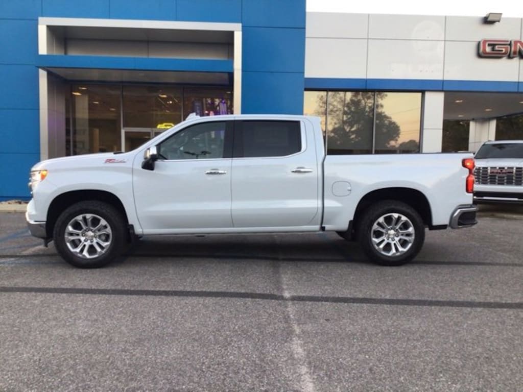New 2026 Chevrolet Silverado 1500 LTZ Truck