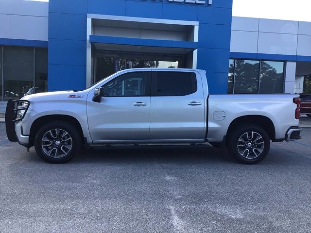 2021 Chevrolet Silverado 1500 RST photo 3