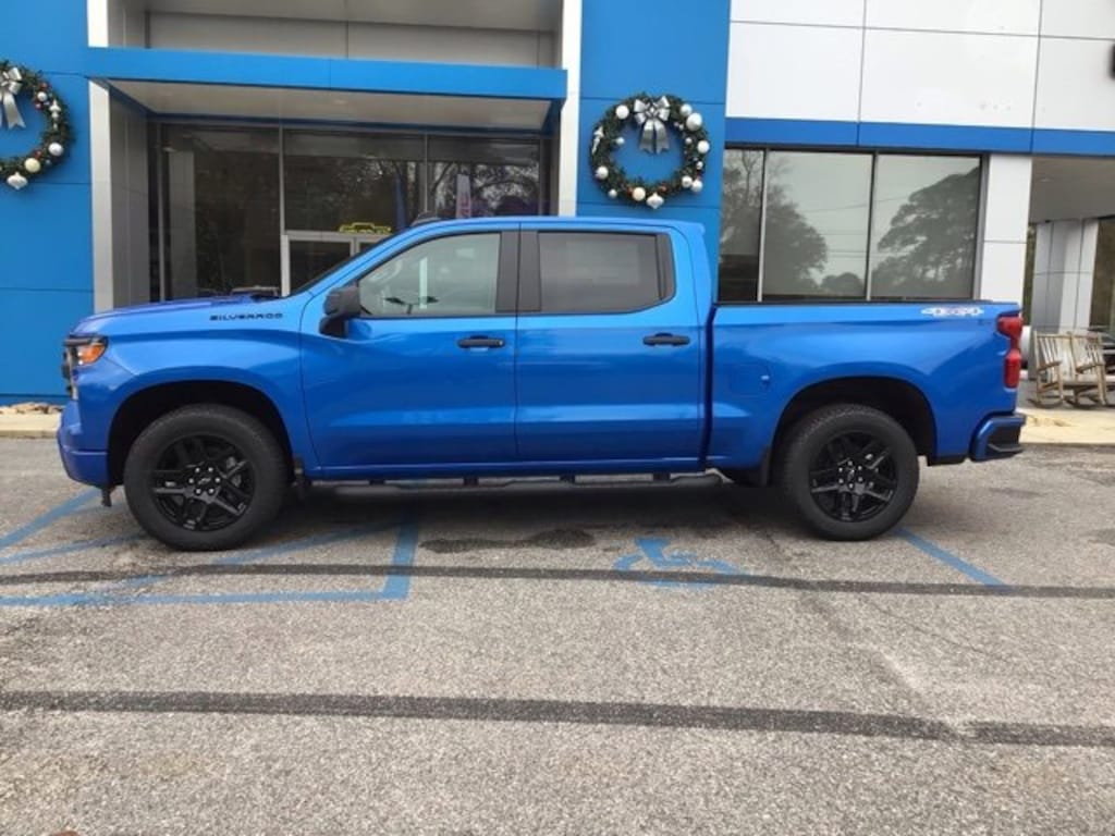 New 2026 Chevrolet Silverado 1500 Custom Truck