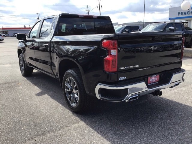 2025 Chevrolet Silverado 1500 LT photo 3