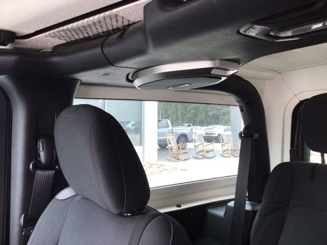 2021 Jeep Wrangler Sport S - Photo 17