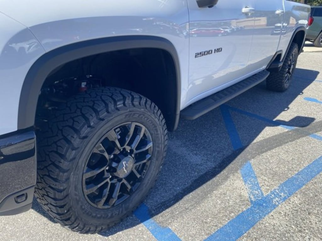 New 2025 Chevrolet Silverado 2500 HD LT Truck