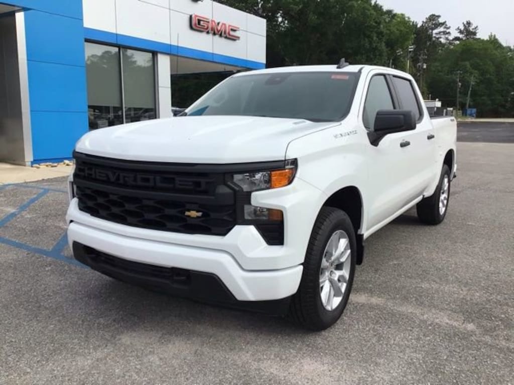 New 2026 Chevrolet Silverado 1500 Custom Truck