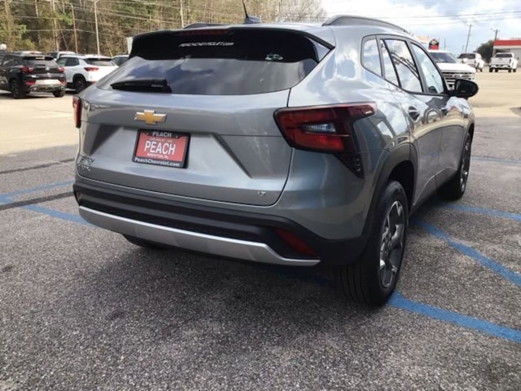 New 2026 Chevrolet Trax LT SUV