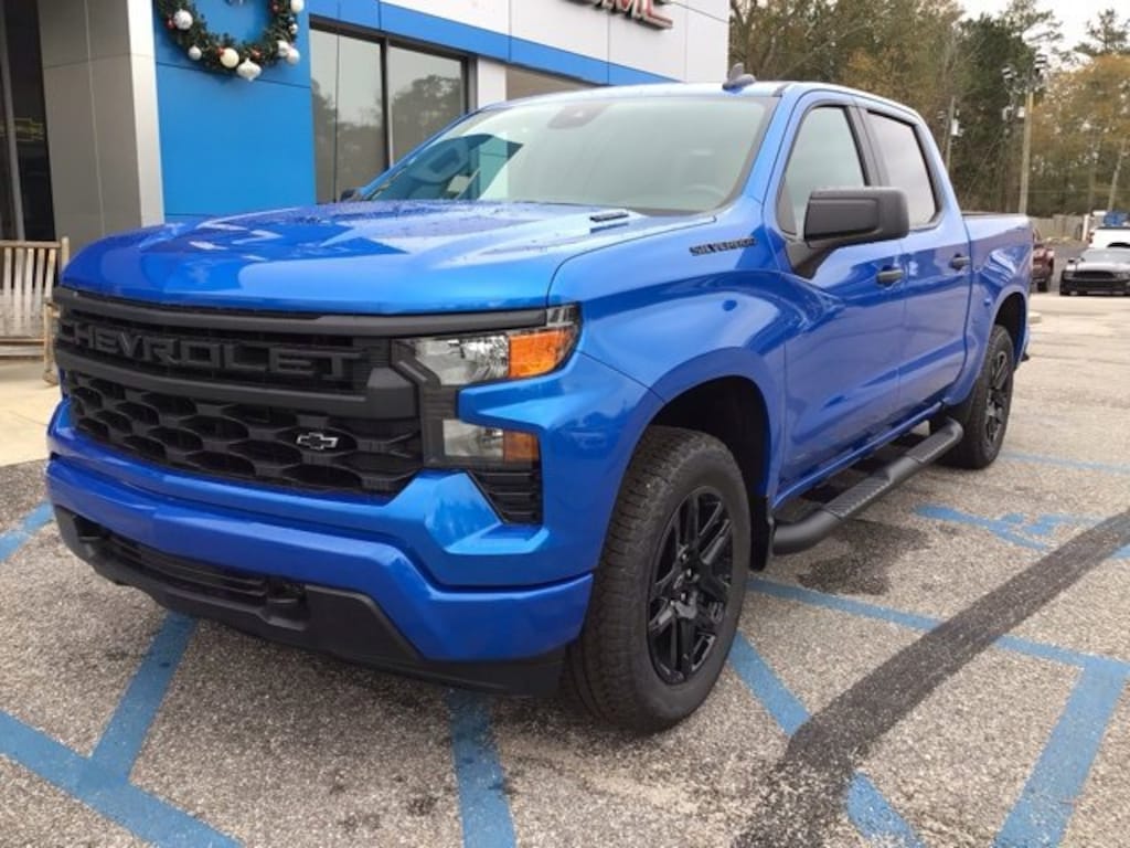 New 2026 Chevrolet Silverado 1500 Custom Truck