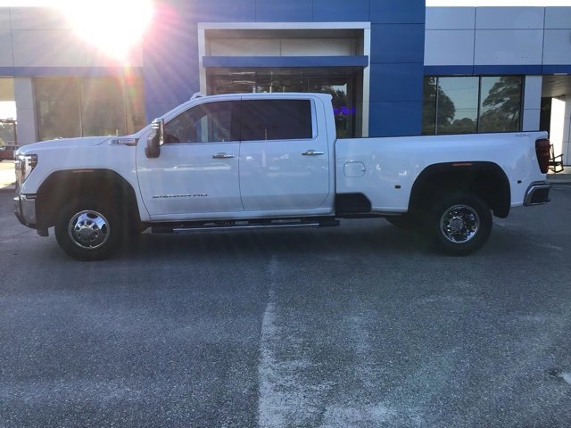 2026 Gmc Sierra 3500 HD SLT photo 3