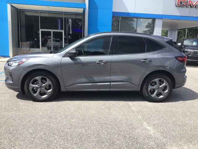 2023 Ford Escape ST-Line photo 3