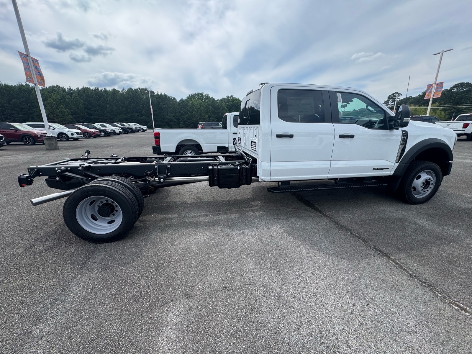 2026 Ford F-550 Chassis TRUCK 