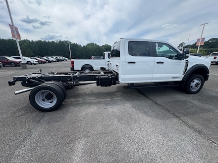 2026 Ford F-550 Chassis F-550&reg; XL TRUCK