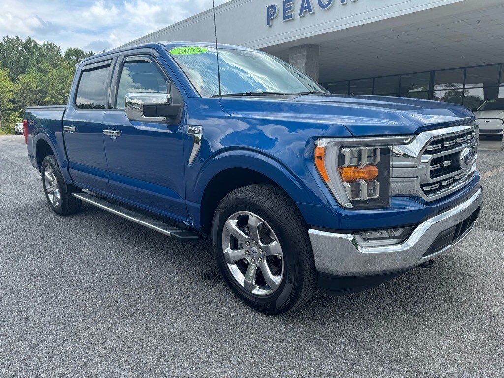 2022 Ford F-150 XLT photo 2
