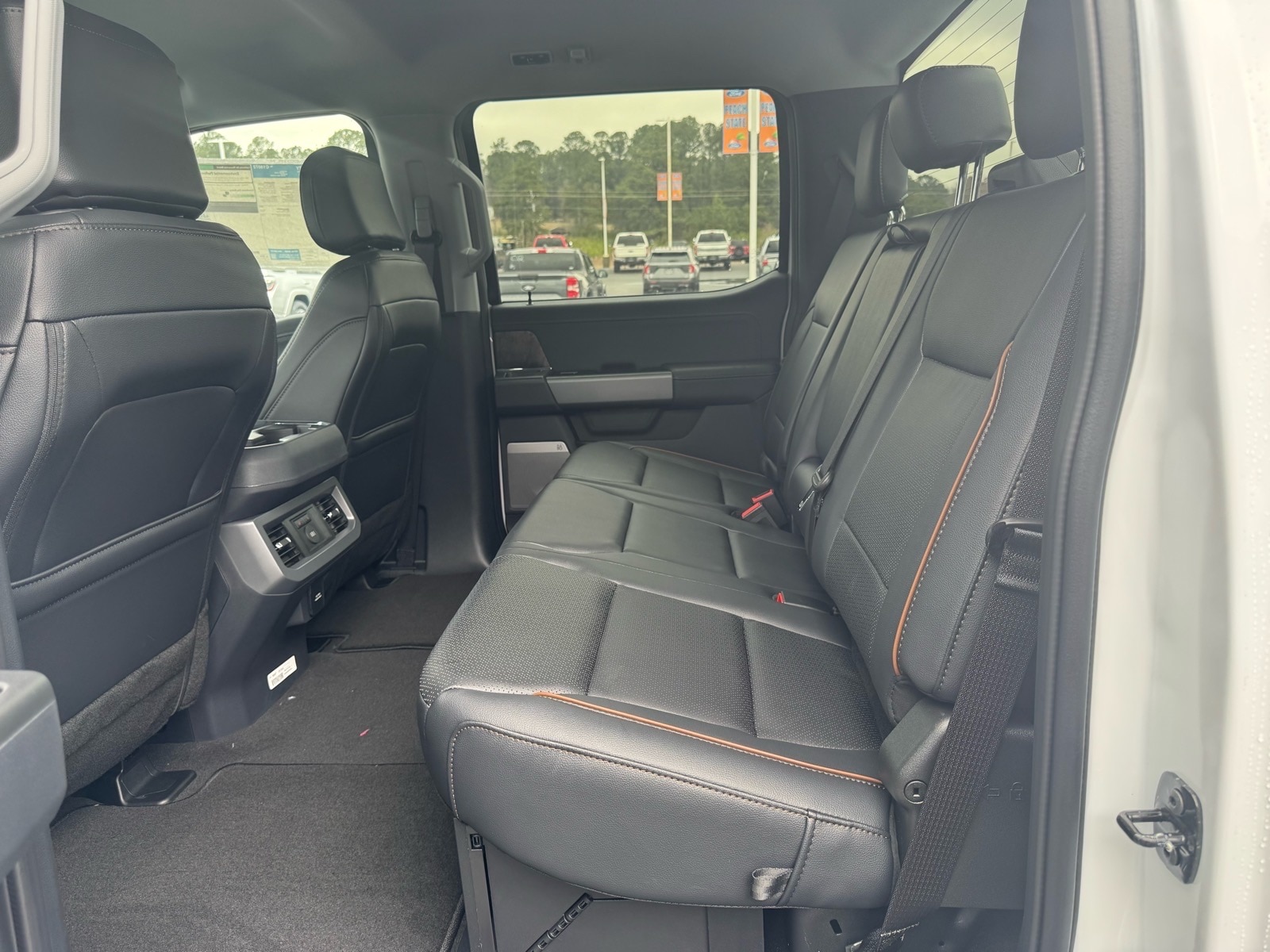 2026 Ford F-350 Super Duty XL - Photo 29
