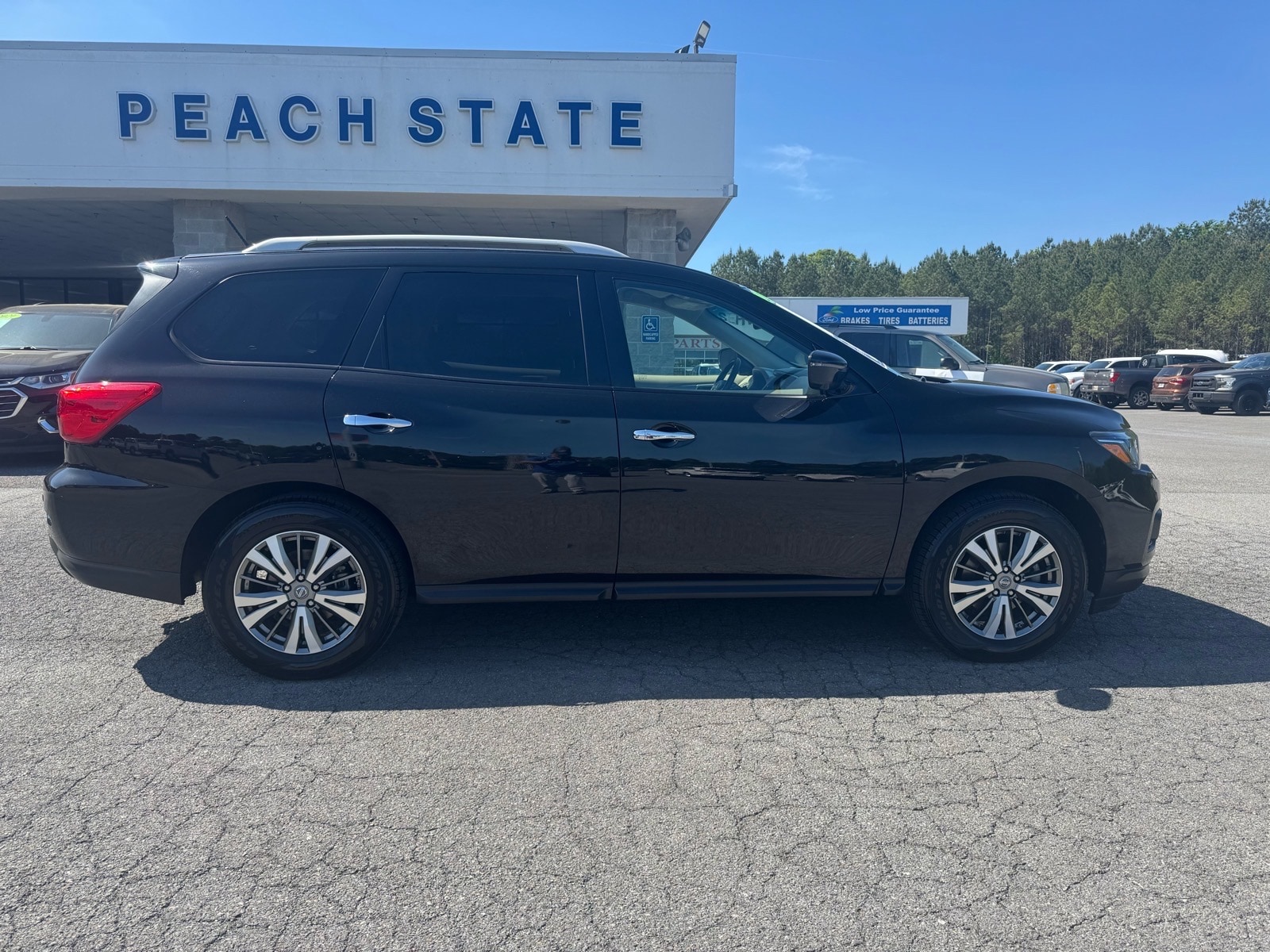 2018 Nissan Pathfinder