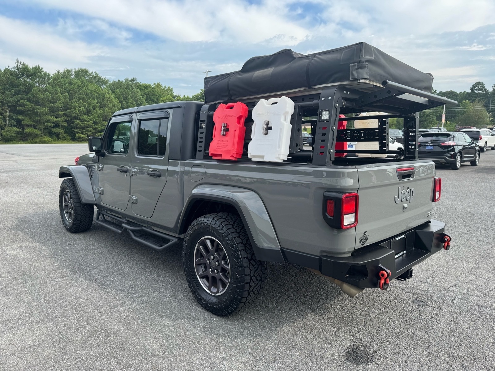 View vehicle photo 5