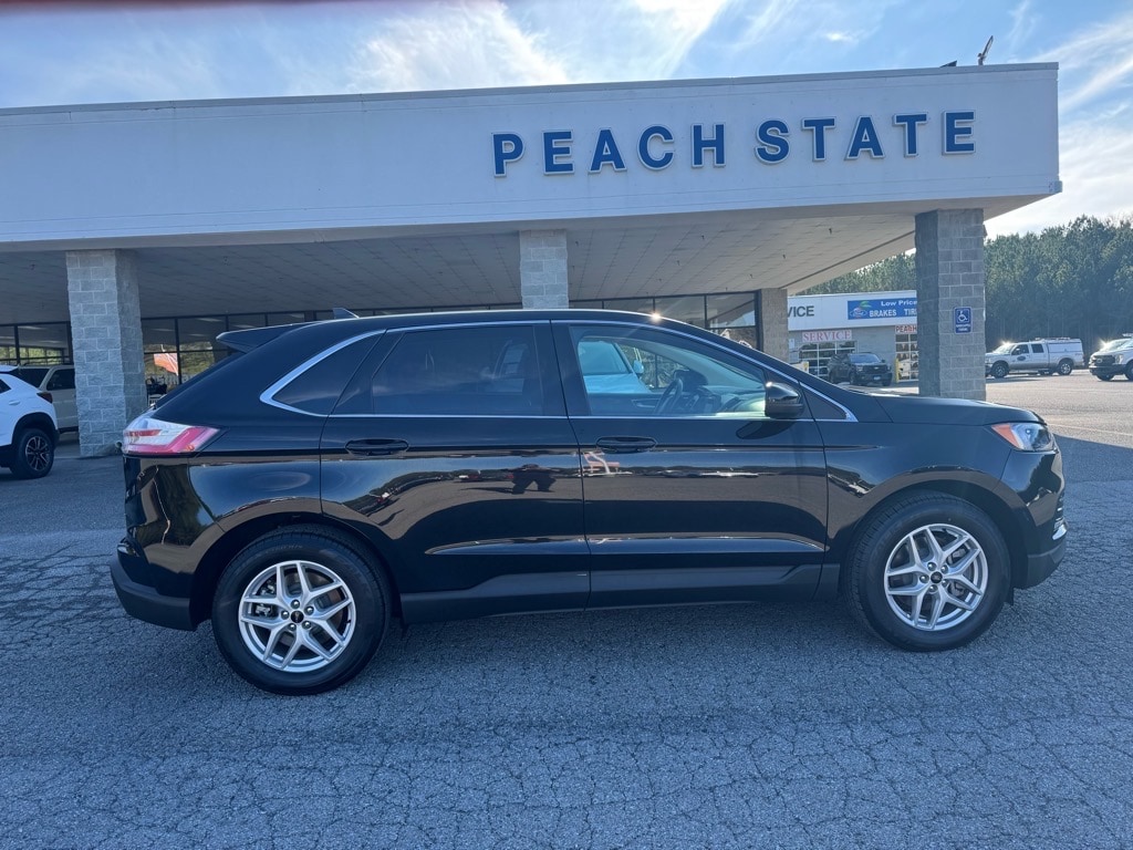 2024 Ford Edge SEL's photo