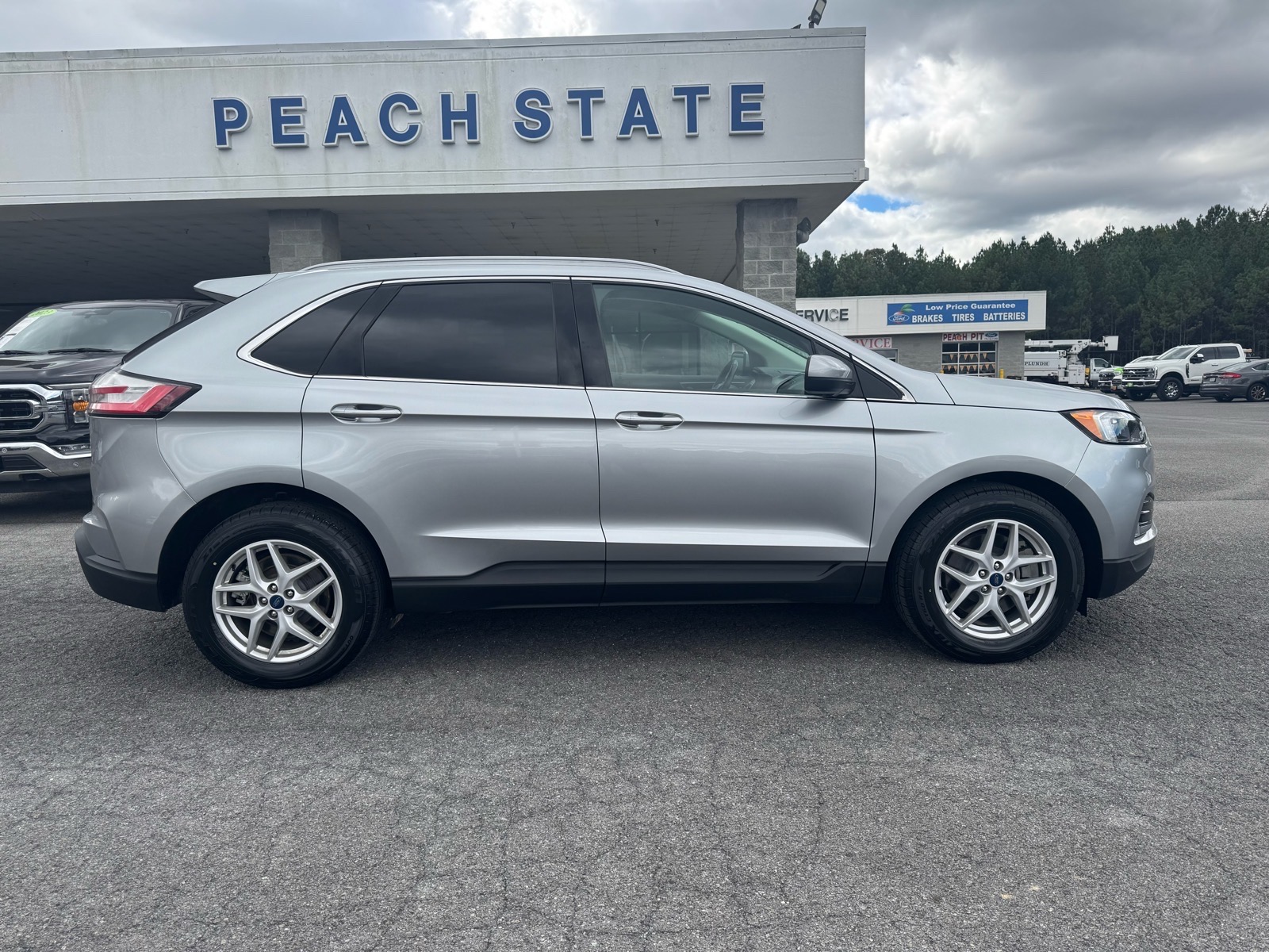 2022 Ford Edge