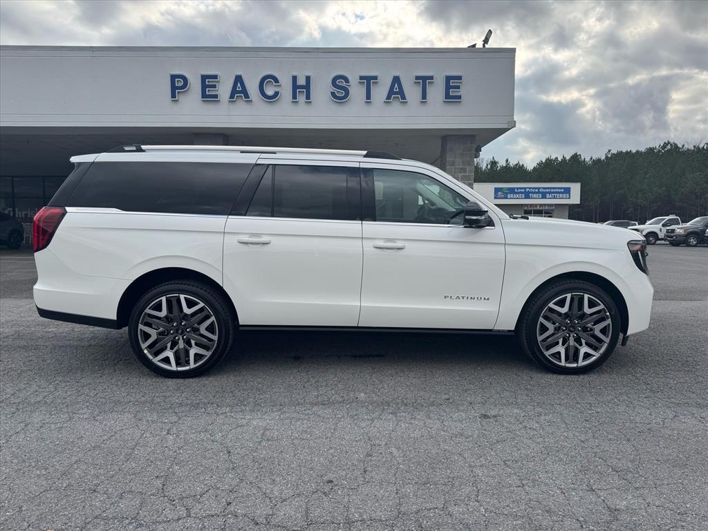 2026 Ford Expedition Platinum's photo
