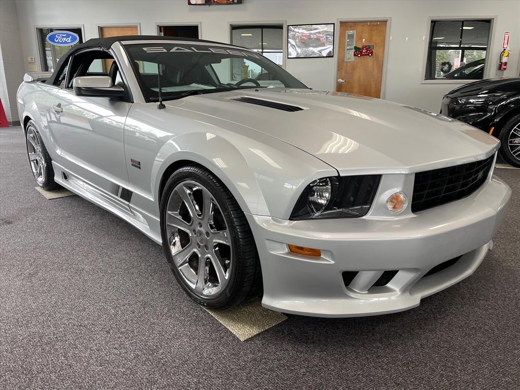 2006 Ford Mustang GT Premium's photo