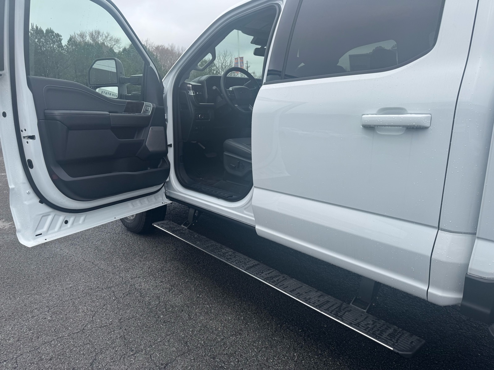 2026 Ford F-350 Super Duty XL - Photo 9