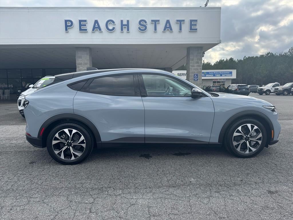 2026 Ford Mustang Mach-E Select RWD's photo