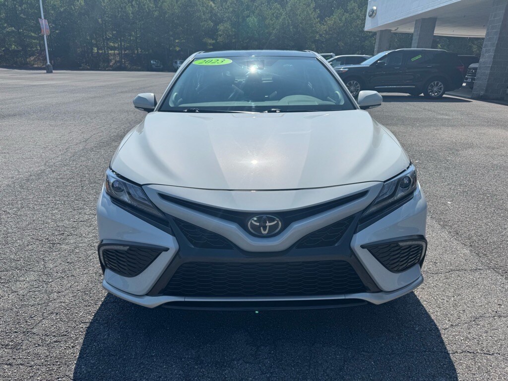 2023 Toyota Camry XSE photo 3