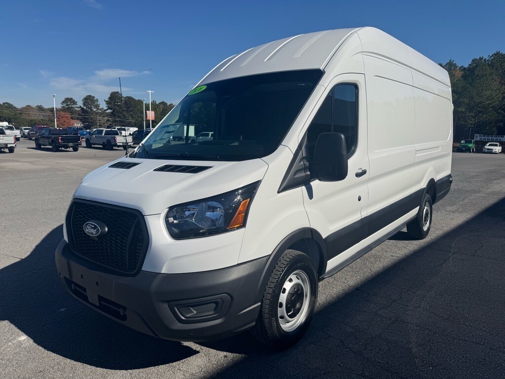 2026 Ford Transit photo 3