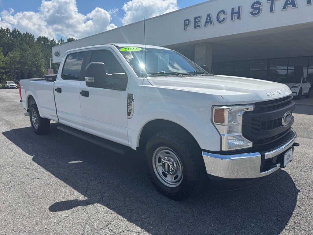 2022 Ford F-250 photo 2