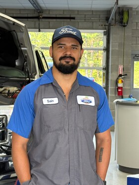 Staff member Sain Almaras from 1f0ad230e246