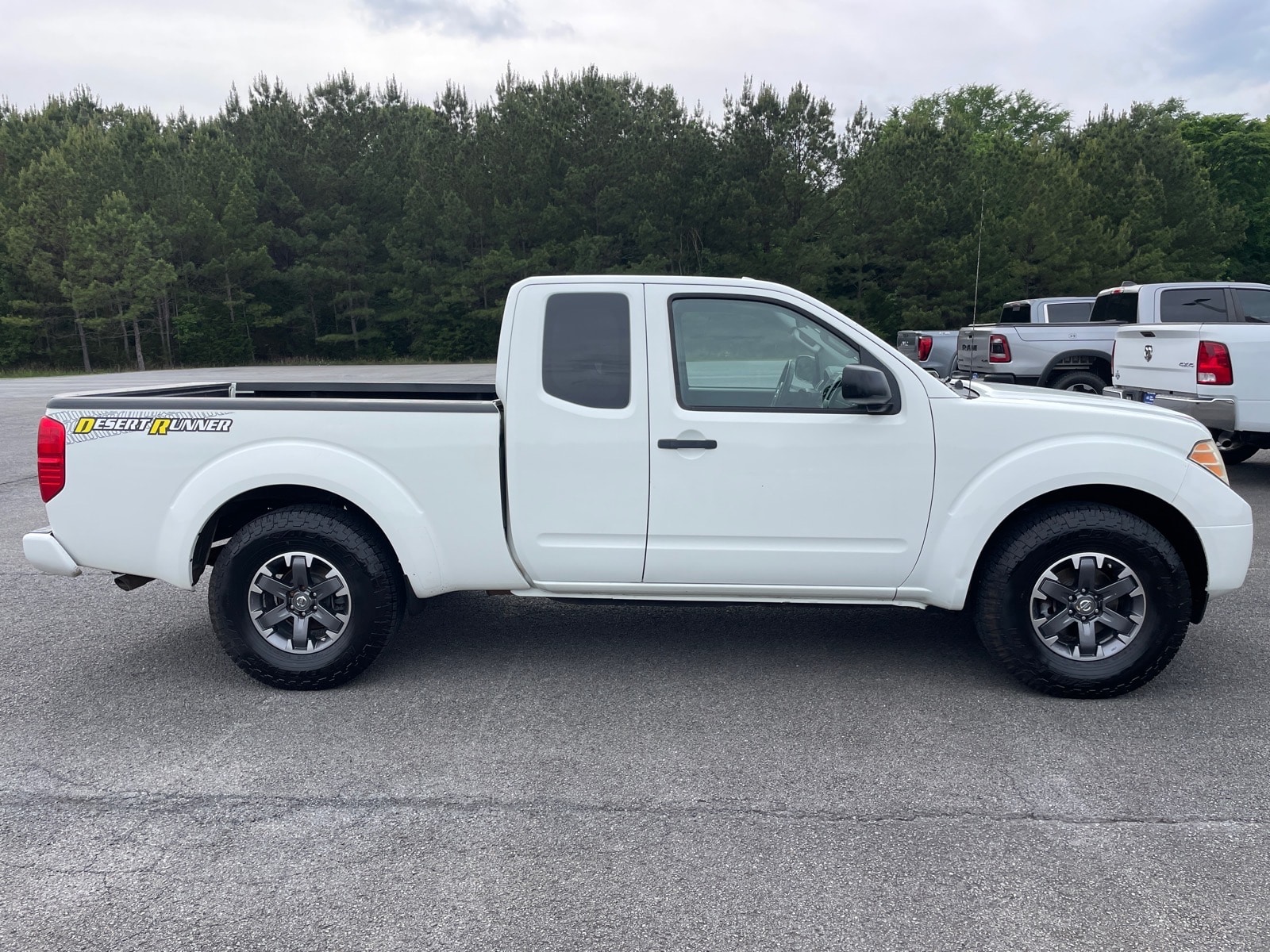 2014 Nissan Frontier 4.0 Desert Runner King Cab 4X2 AT's photo