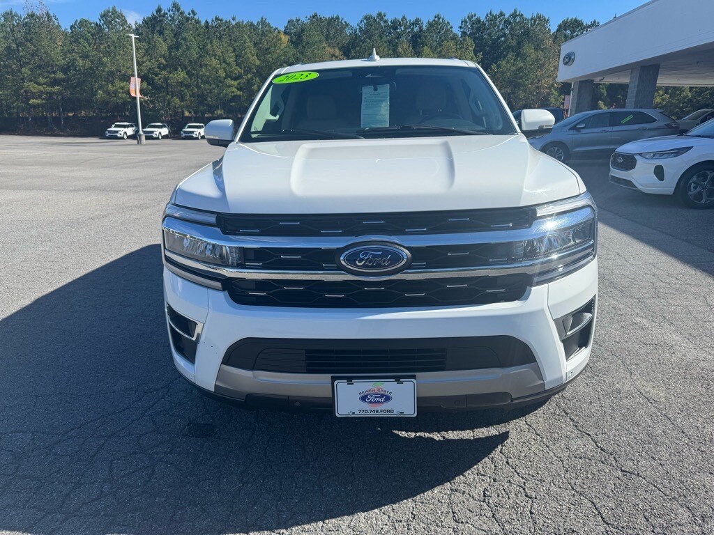 2023 Ford Expedition Limited photo 2