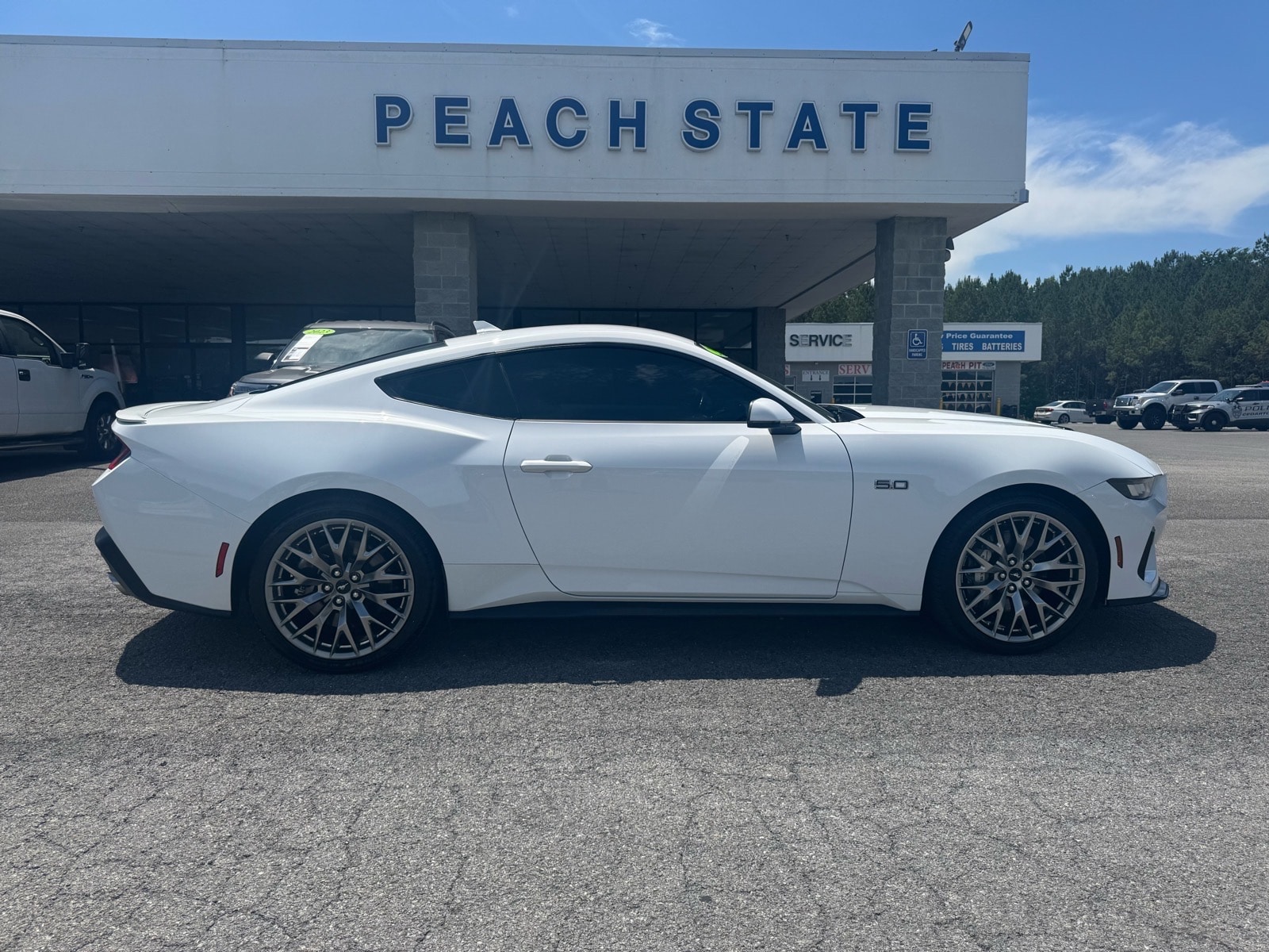 2024 Ford Mustang GT Premium Fastback's photo