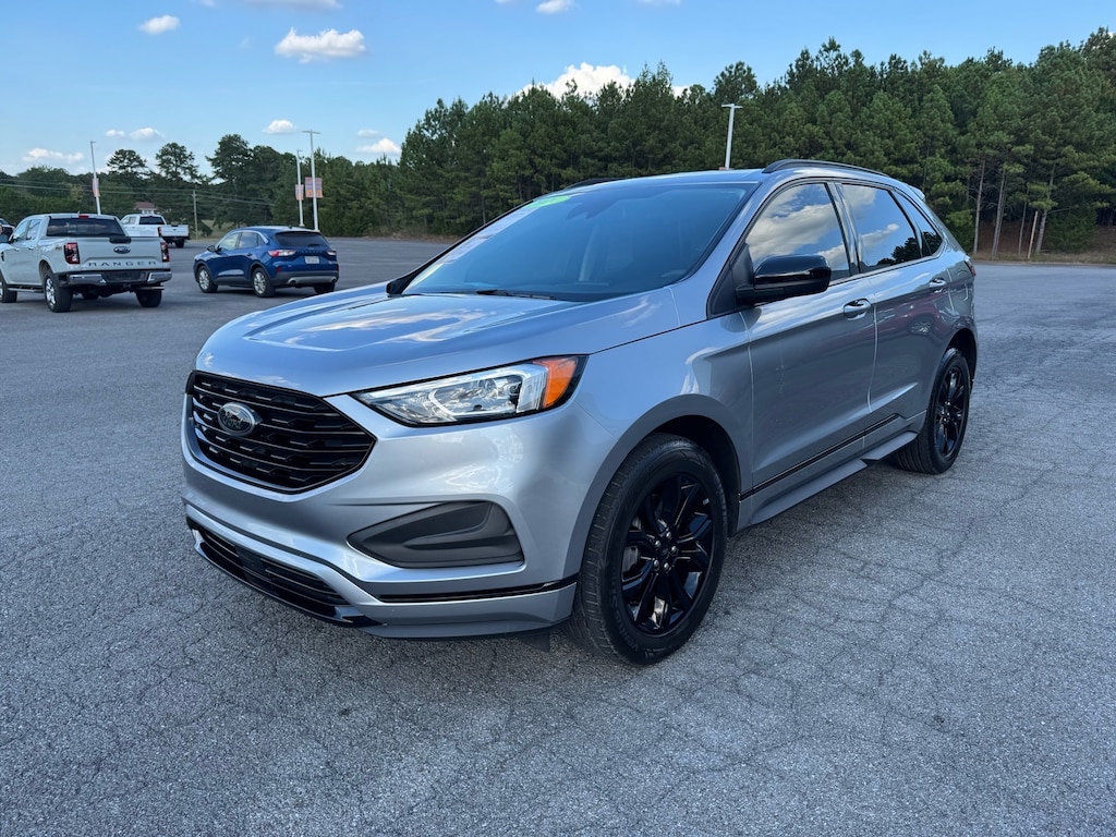 Used 2024 Ford Edge SE SUV