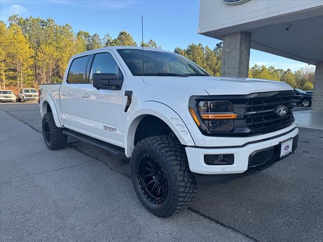 2025 Ford F-150 XLT photo 2