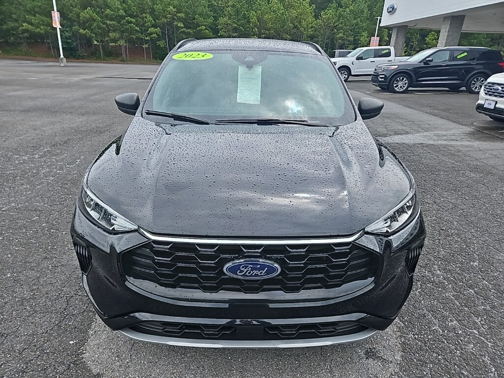 2023 Ford Escape ST-Line photo 3
