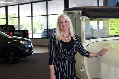 Staff member Lea Garner from 6b6db37197d9
