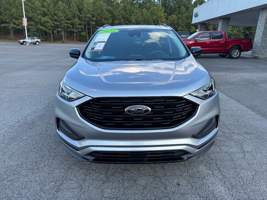 Used 2024 Ford Edge SE SUV